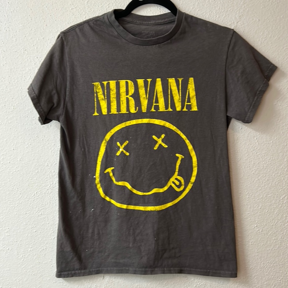 Nirvana shirt Small